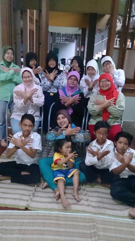 PRABUHI Literacy Club promote Morce-Training and Messengers of Peace for Non Scout Students in Bandung City-Indonesia
