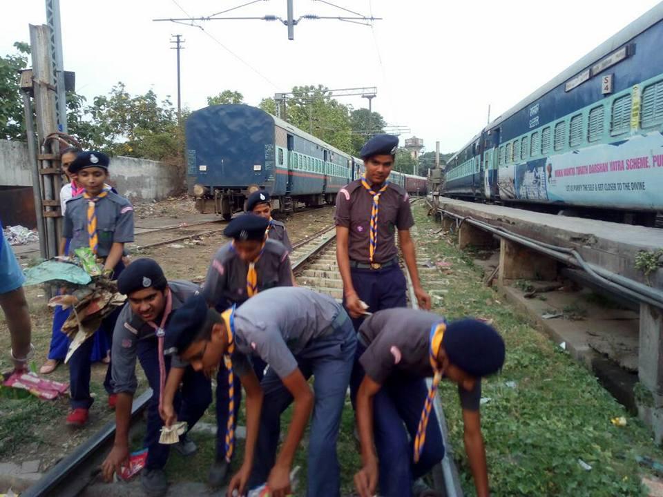  one day cleaning service at railway station and lines