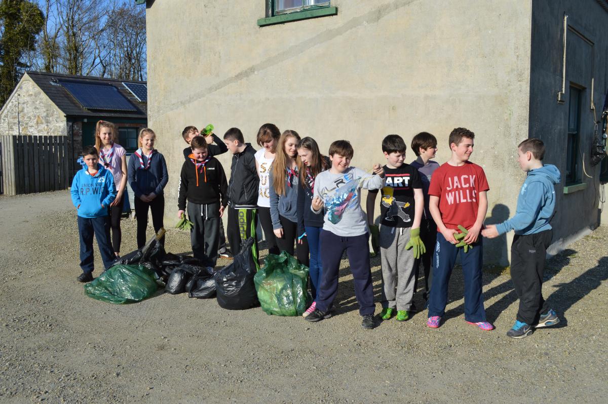 Community project for Messengers of Peace badge at Castle Saunderson
