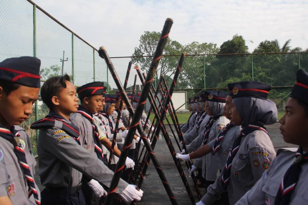 Greeting other scouts from other region through Jota Joti (2018)