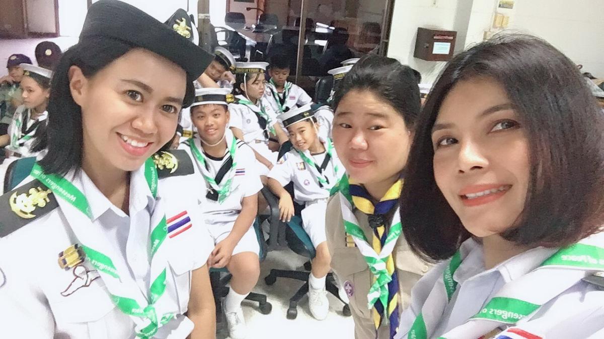 อบรมให้ความรุ้