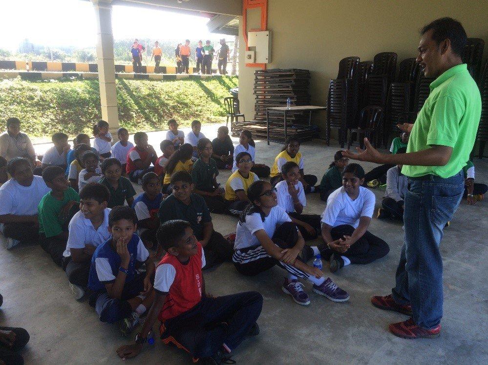 Aktiviti Kokurukulum-Membina Gajet (Pengakap) di SJKT Ladang Mount Austin, Johor Bahru, Johor