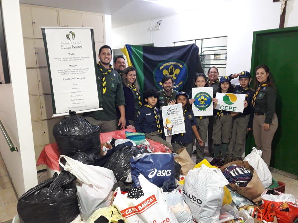 Arrecadação de donativos para lar dos idosos e crianças carentes