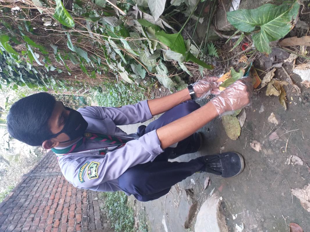 Plastic Tide Turner Challenge Badge: Champion Level