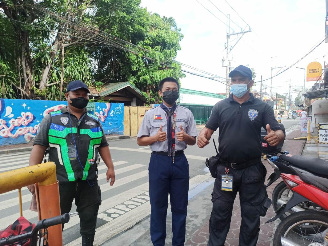 Rover Scout Melior with 2 Traffic Enforcers