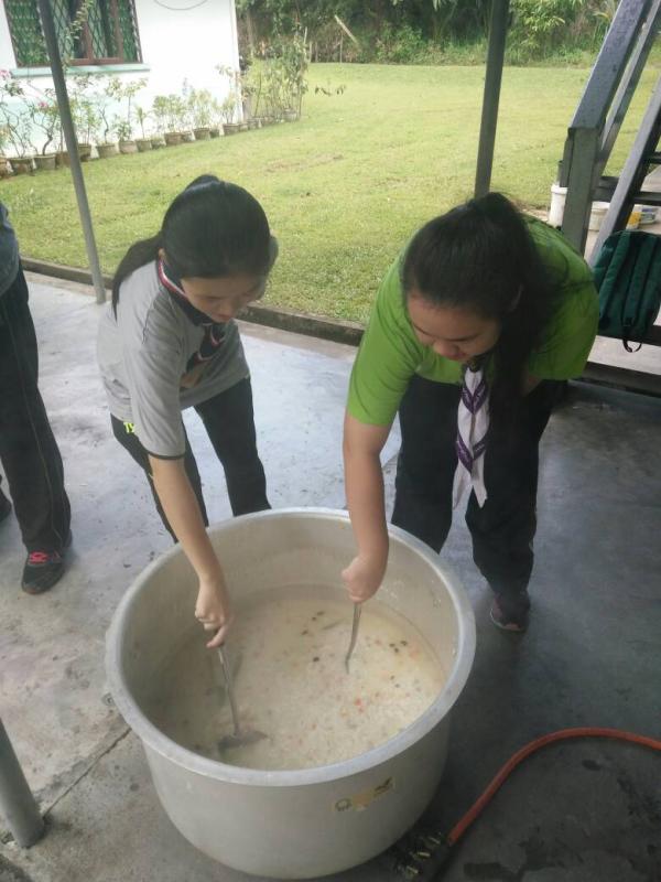 PROJEK BUBUR LAMBUK SEMPENA BULAN PUASA: AKADEMI PENGAKAP SARAWAK