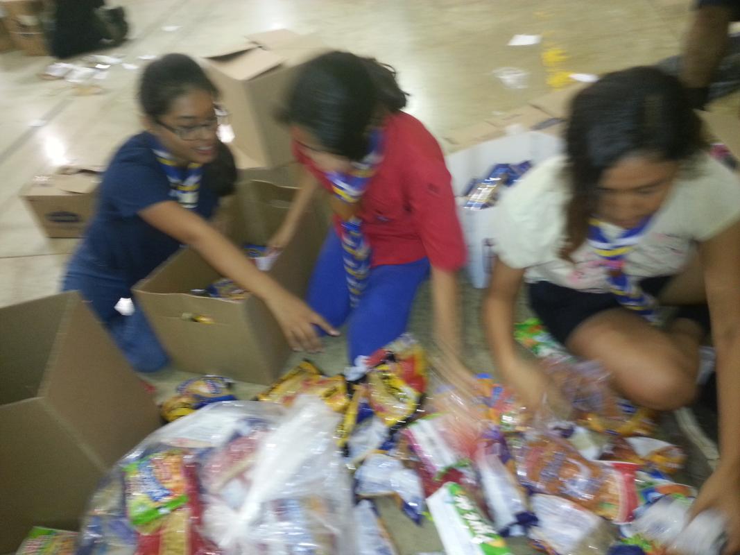 Ayuda para los Daminificados en BJ, México (Gpo-2, Provincia Yucatán)