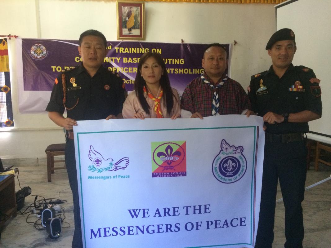 " 24 Army & Police Officers join the Messenger of Peace"