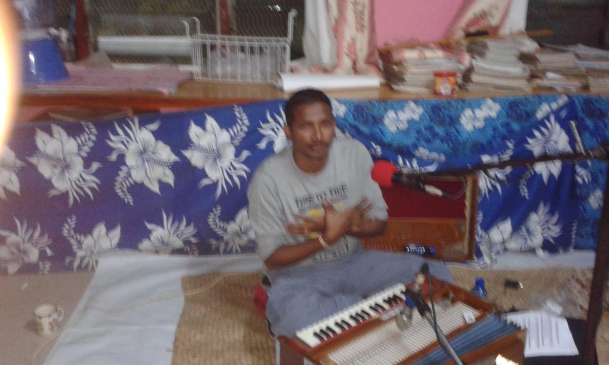 MUSIC RECORDING WITH PEACE 
