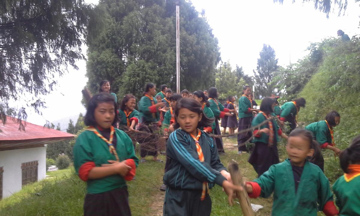 མཐའ་འཁོར་གཙང་སྦྲ།