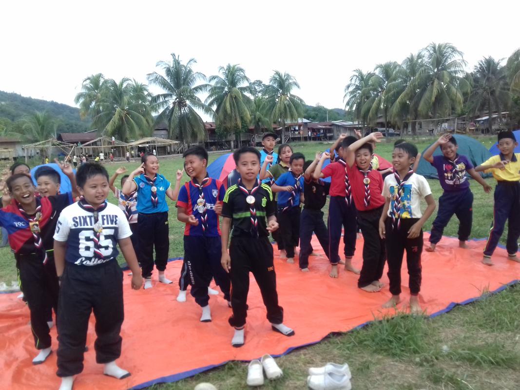 kem keris gangsa pengakap kanak-kanak daerah kemabong