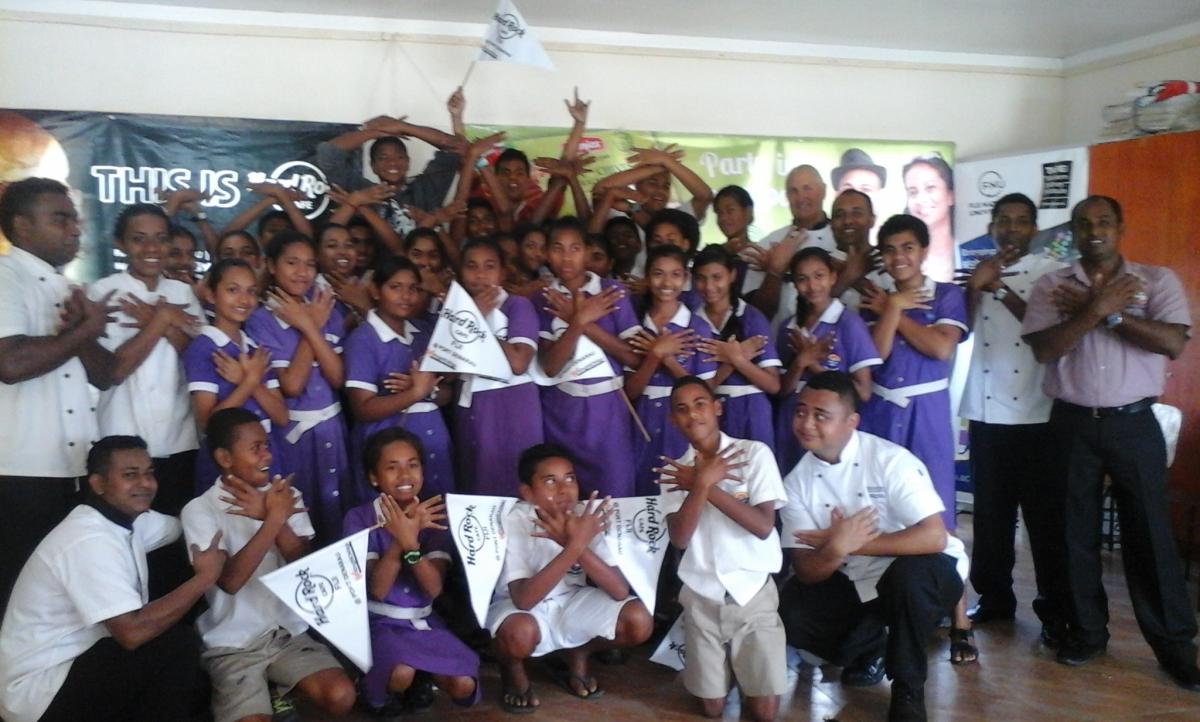 Chefs create an atmosphere of Peace with Healthy Food