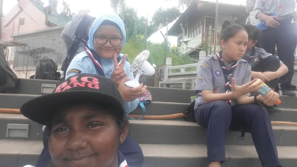 Perkembaraan Sumiran Lencana usaha