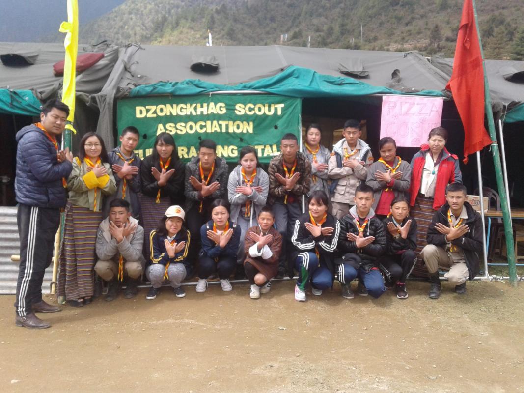 We can  help others by doing somthing small.