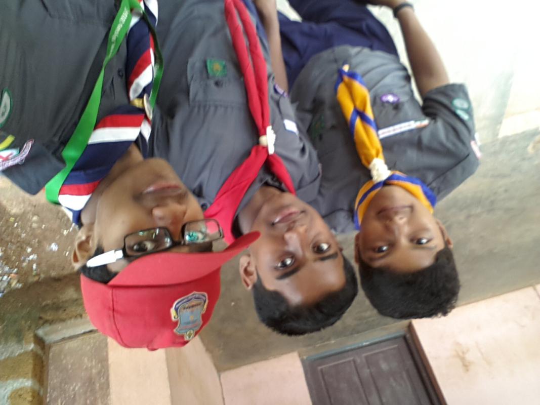 Teaching to make a tent