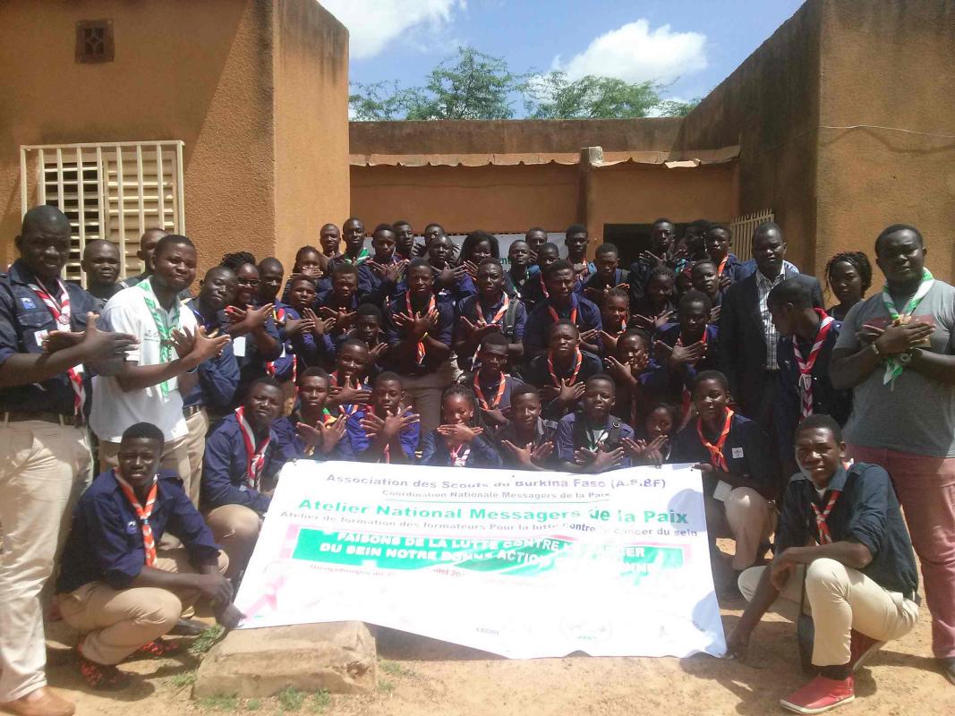 FORMATION DES SCOUTS A LA SENSIBILISATION : LUTTE ET SENSIBILISATION CONTRE LE CANCER  DU SEIN 