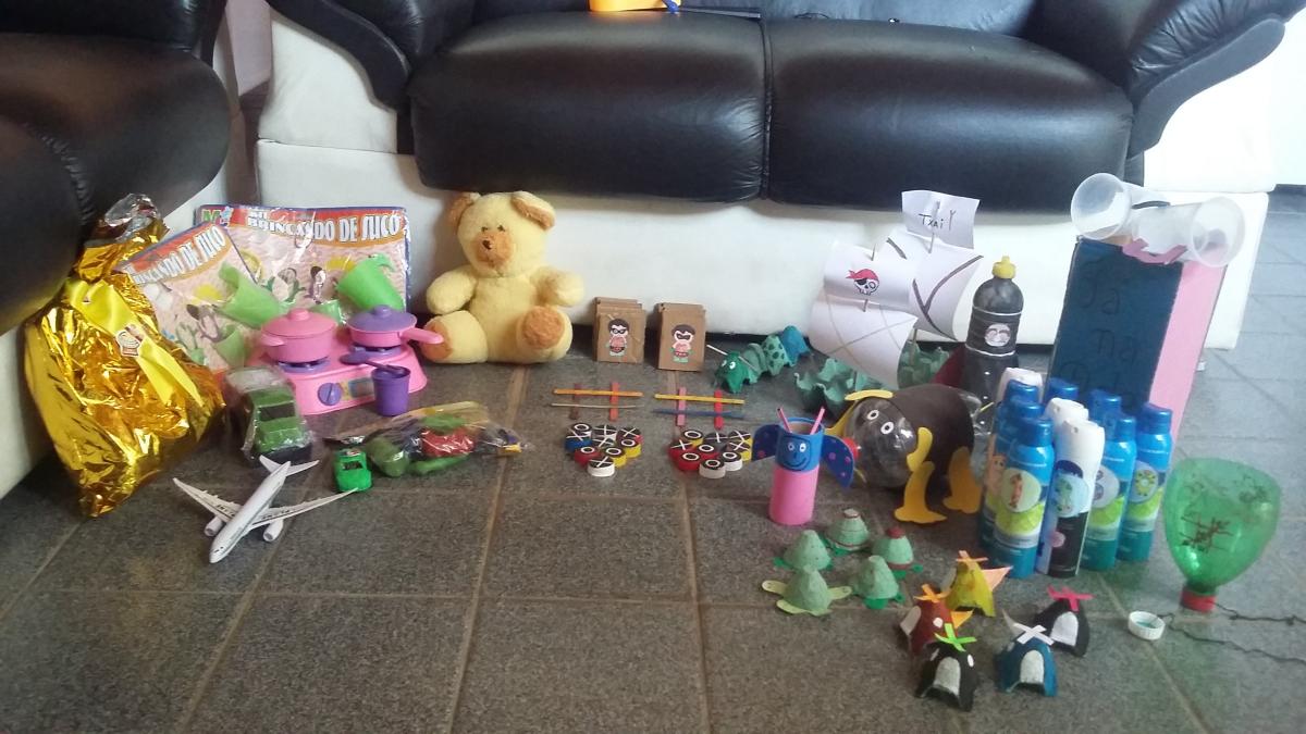 Gincana Solidária: Brincando e Reciclando