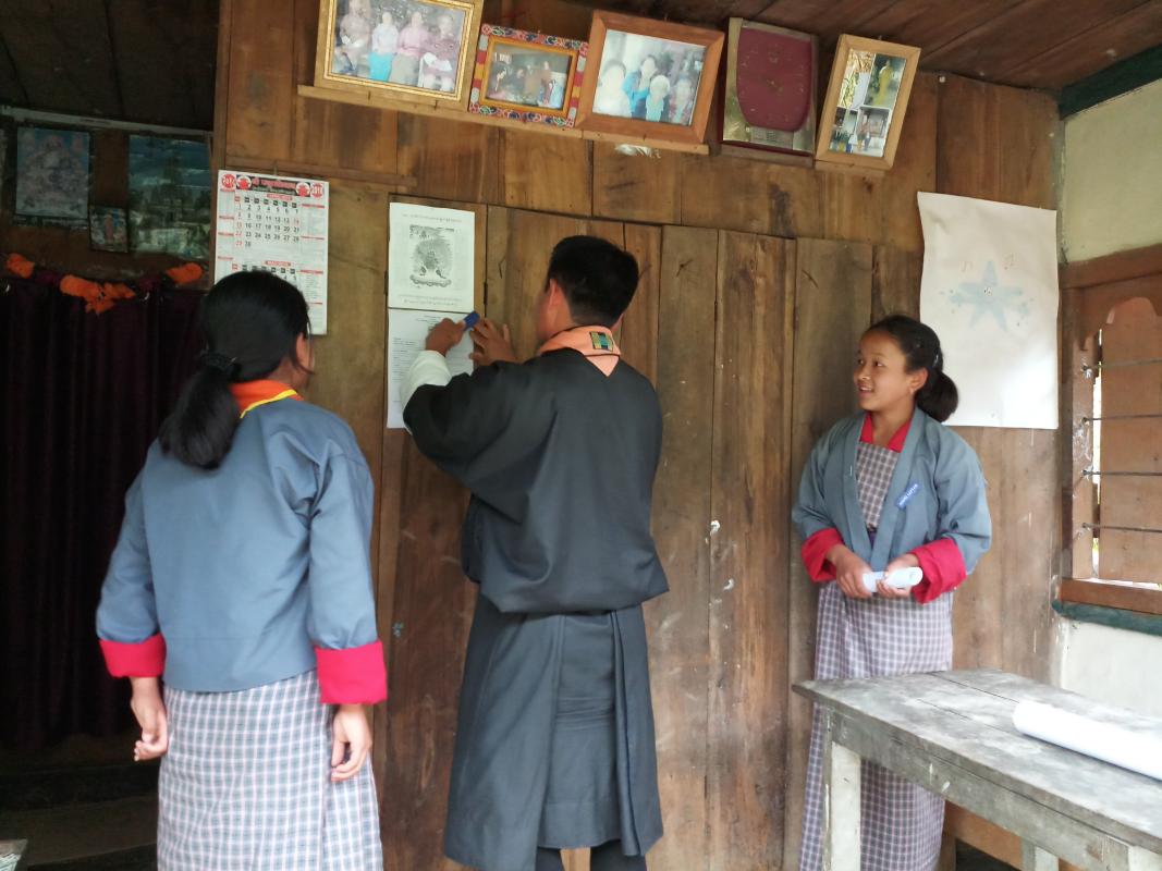 Cleaning with awareness