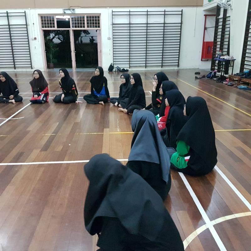 Latihan Memperkemas Silibus Silat