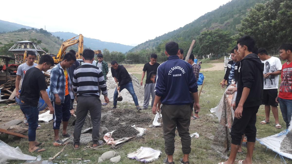 Construction of temporary shed