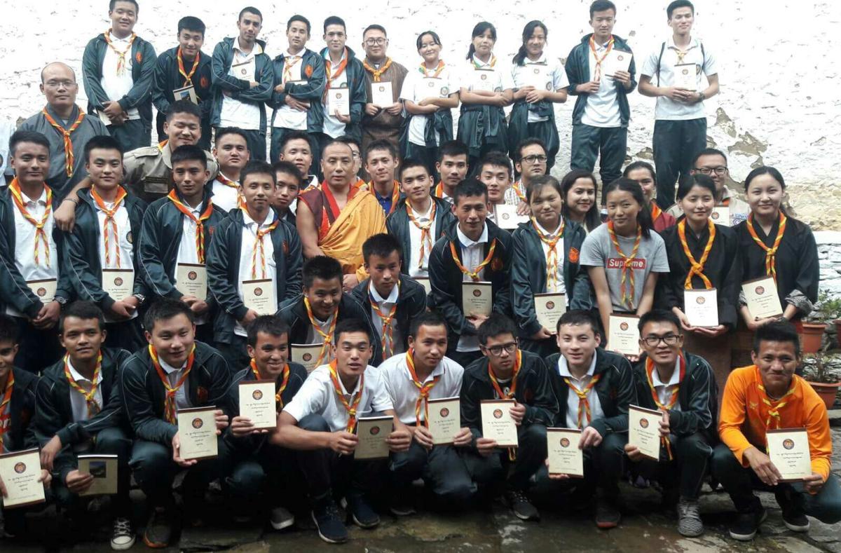 Community service at Tango Monastery 