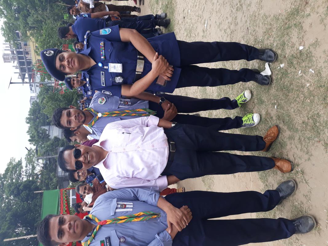  গাজীপুর জেলা প্রশাসকের সাথে বৃক্ষরোপণ কর্মসূচিতে 