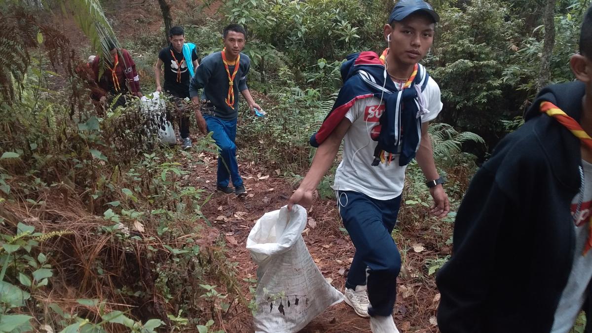 Cleaning campaign at Tsirangtoe central school 