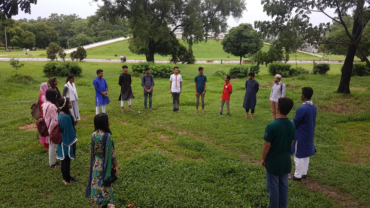 Weekly Crew Meeting 