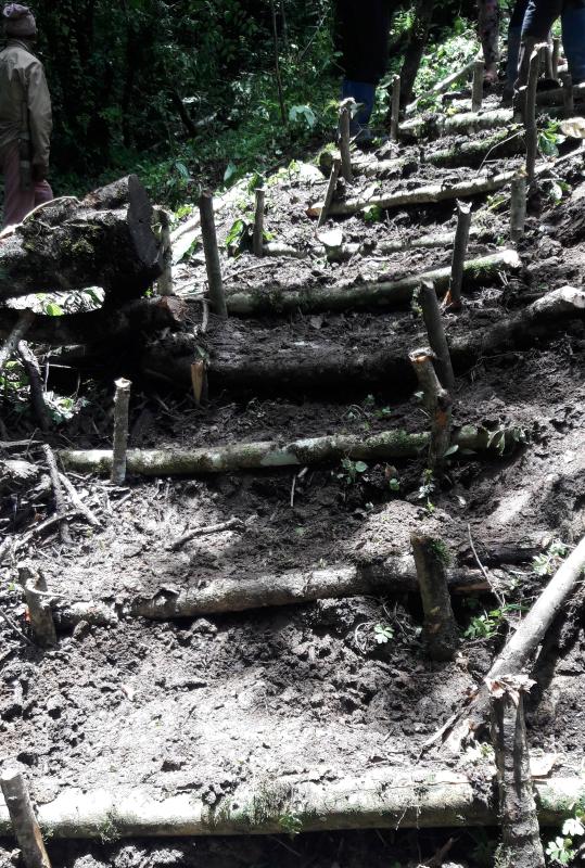 Making foot path from Ney primary school to Zhesar village