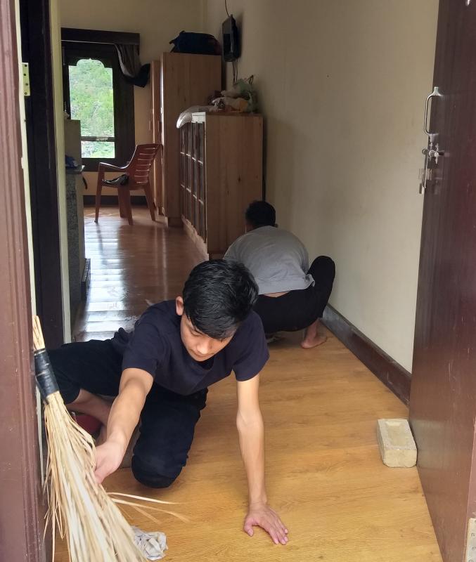 Old Age Home Service.