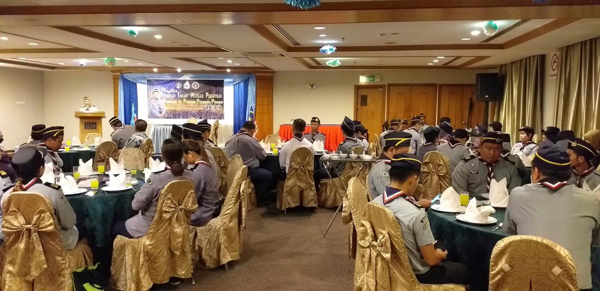 PENYAMPAIAN WATIKAH PELANTIKAN PENGAKAP PEDALAMAN ATAS