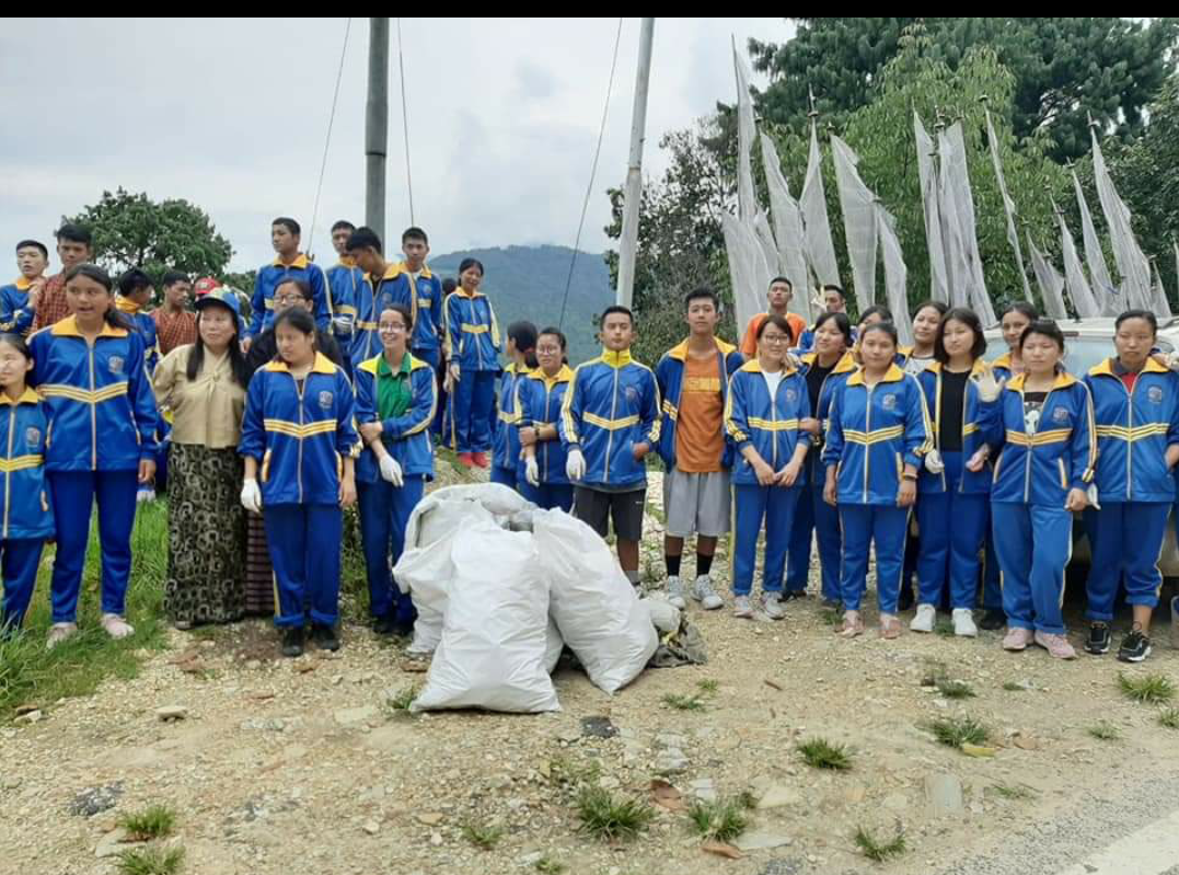 Cleaning campaign on World Peace Day