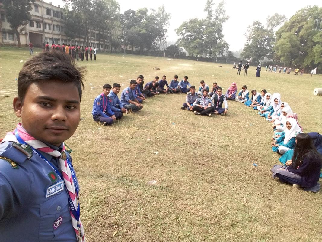 সাপ্তাহিক ক্রু-মিটিং 