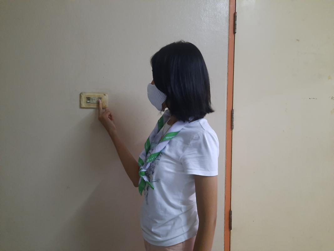 ช่วยประหยัดพลังงานไฟฟ้าภายในโรงเรียน