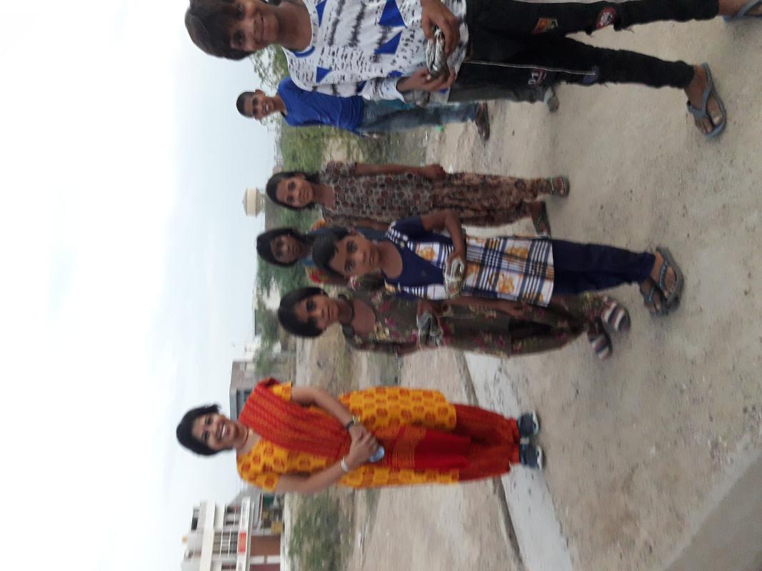 food and mask distribution