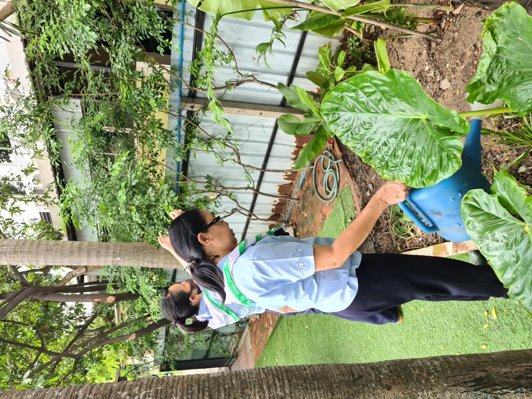 บำเพ็ญประโยชน์