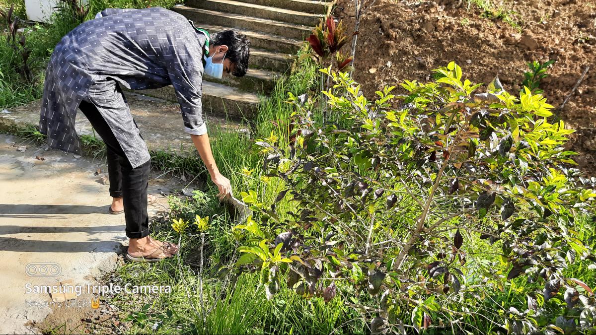 শক্রবার (১৮ সেপ্টম্বর) 
বিকালে আমরা আঞ্চলিক স্কাউট প্রশিক্ষণ কেন্দ্র বাংলাদেশ স্কাউট সিলেট অঞ্চলে প্লাস্টিক ও পলিথিন বর্জ্যমুক্ত করি। এতে আমরা অগ্রদূত মুক্ত স্কাউট দলের ৬ জন স্কাউট কাজ করি।