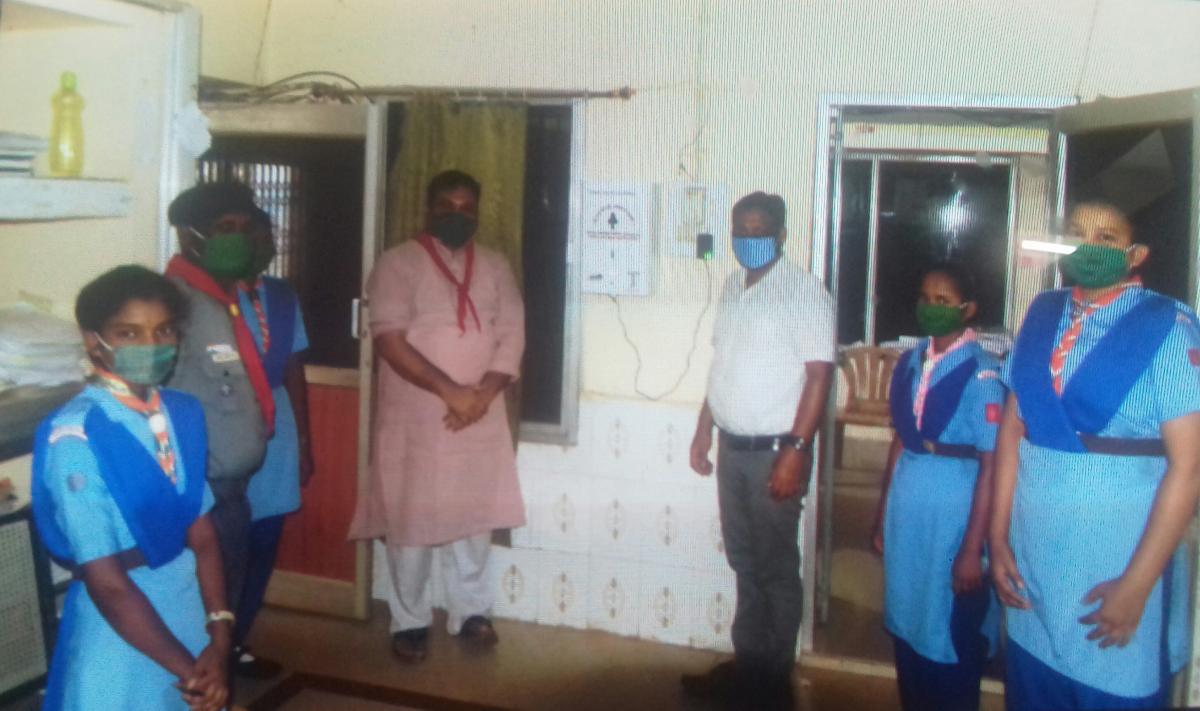 Automatic hand sanitizer dispenser machine distribution 