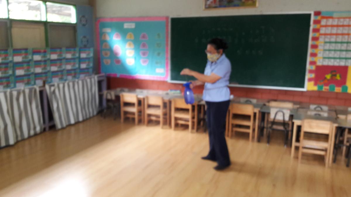 ทำความสะอาดห้องเรียน