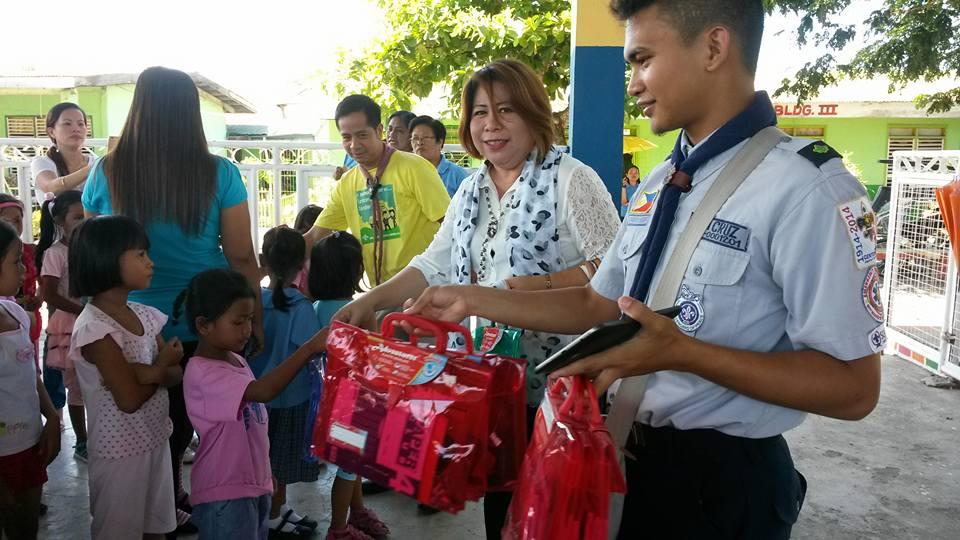 gift giving of school supplies