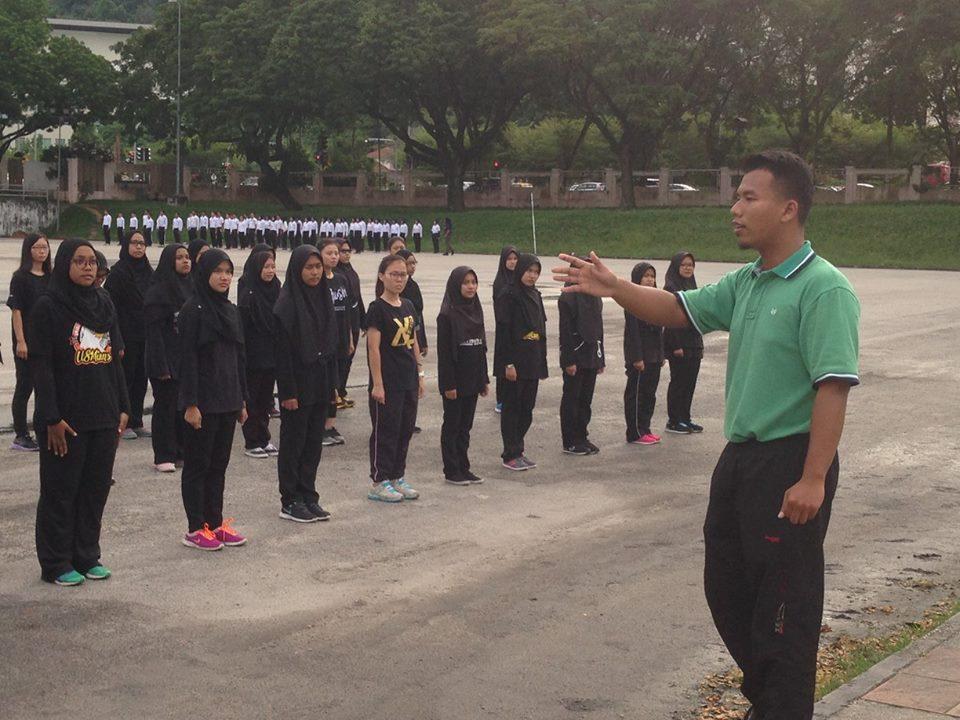 Kawad Kaki 