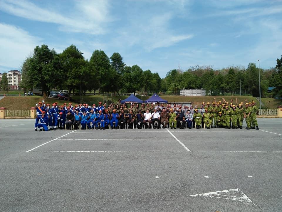 KARNIVAL UNIT BERUNIFORM POLTEKNIK SULTAN AZLAN SHAH 2018