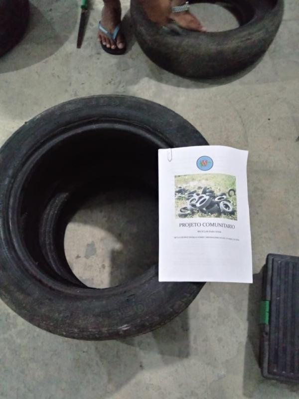 PROJETO COMUNITÁRIO RECICLAR PARA VIVER 