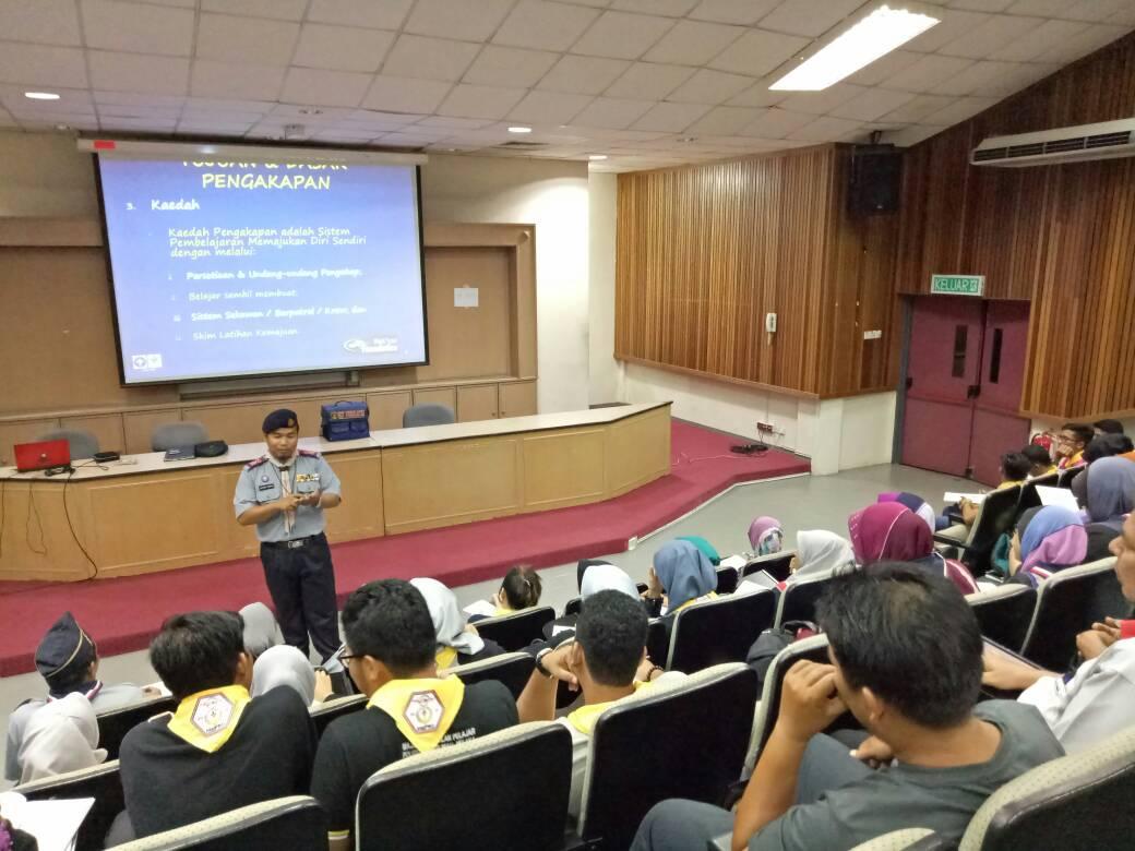 KURSUS KEPIMPINAN MANIKAYU PENGENALAN PENGAKAP KELANASISWA 