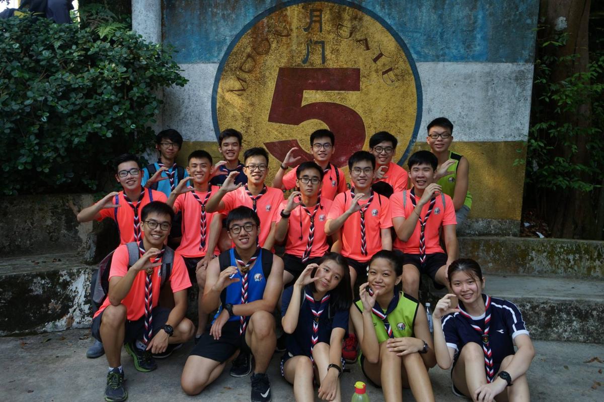 Mendaki Bukit Rover C