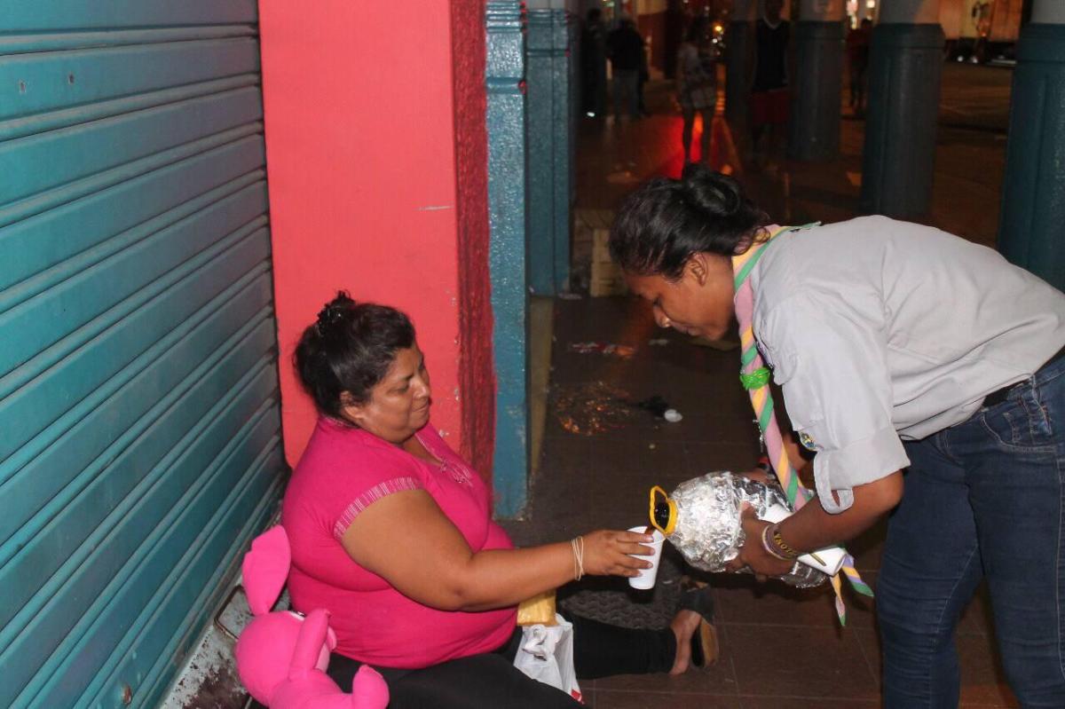 mano amiga 2018
