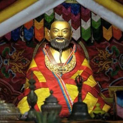 ཞབས་དྲུང་སྐུ་འདྲ།