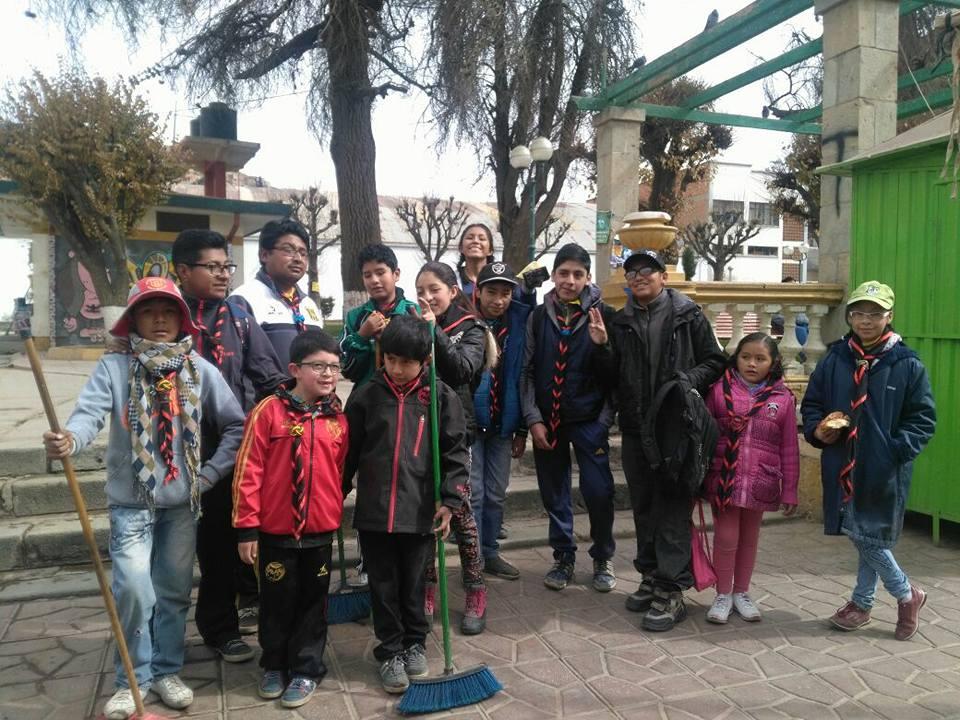 Mano a mano por Oruro limpio y verde 