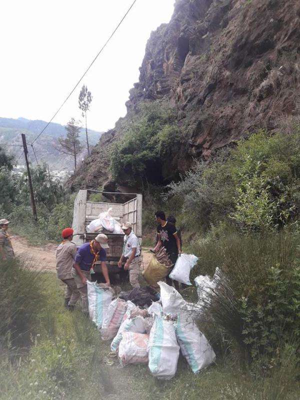 Cleaning at samarzingkha,Thimphu