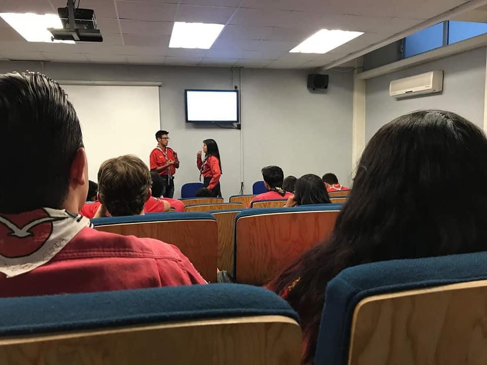 Incluyendo a un amigo